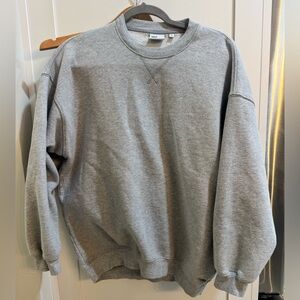 TNA ARITZIA Gray Crewneck Sweatshirt Mega Fit SMALL